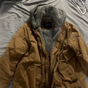 Men’s American Eagle Insulated Winter Jacket w/ Hood, multiple pockets, like new